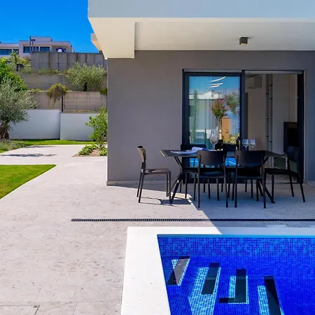 Apartment Stunning In *