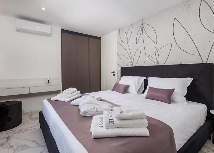 3 Bedroom Cozy In 아파트 *